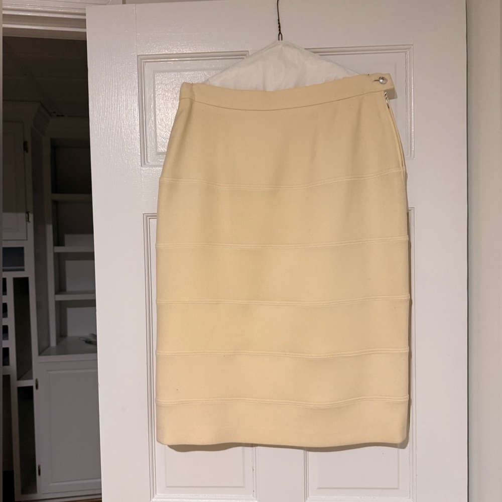 Ladies vintage Louis Feraud Suit size 14 - Picture 4 of 6